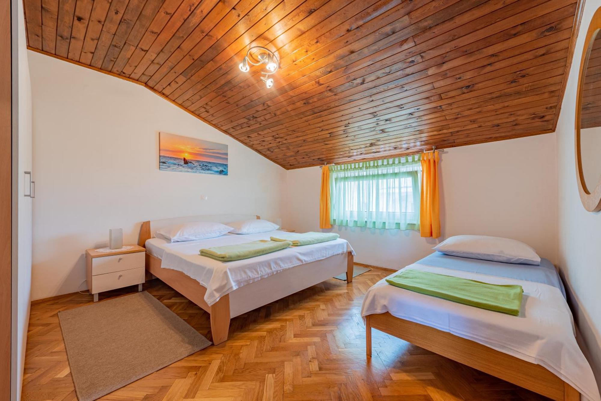 Haus Toni Ražanac Exterior foto