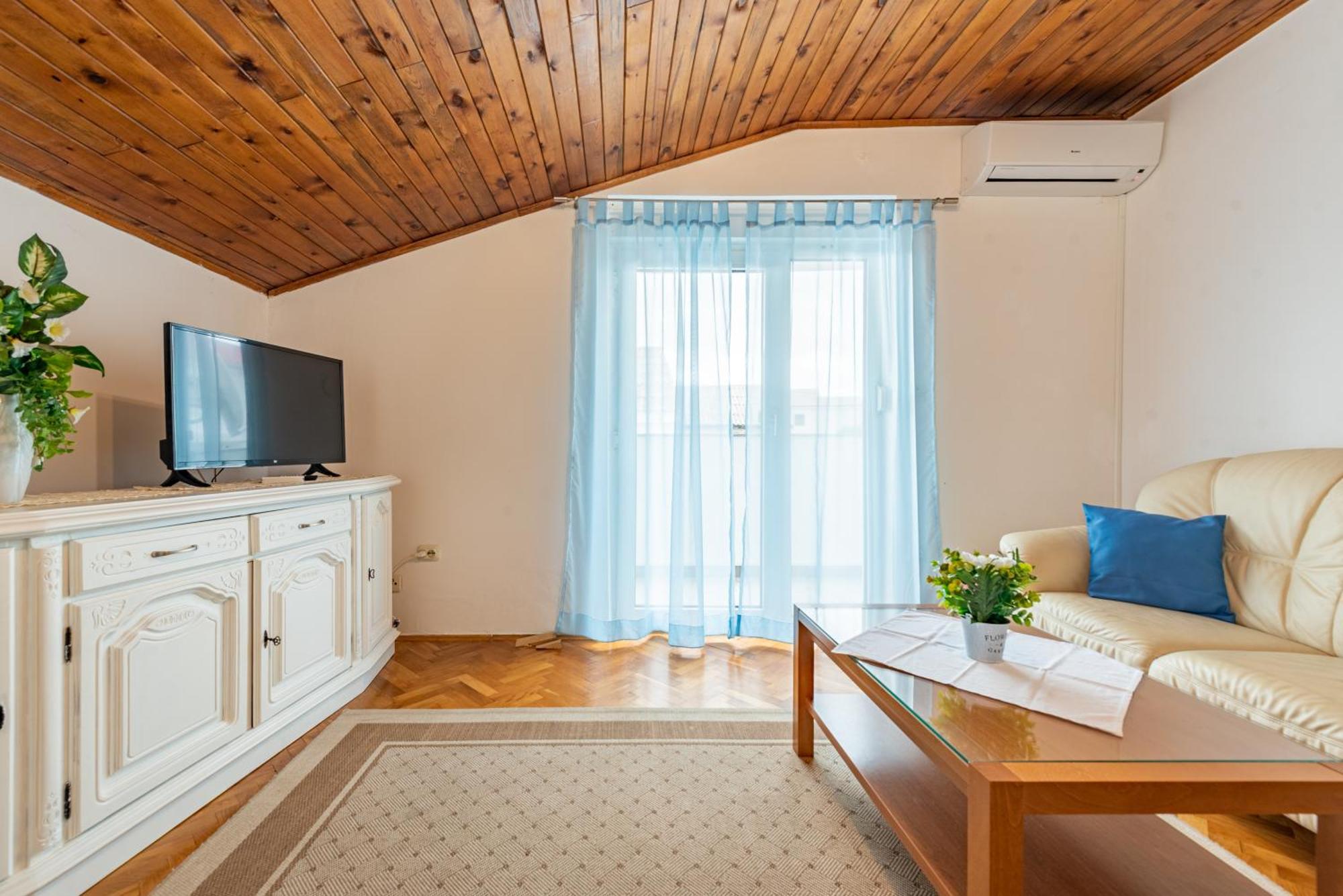 Haus Toni Ražanac Exterior foto